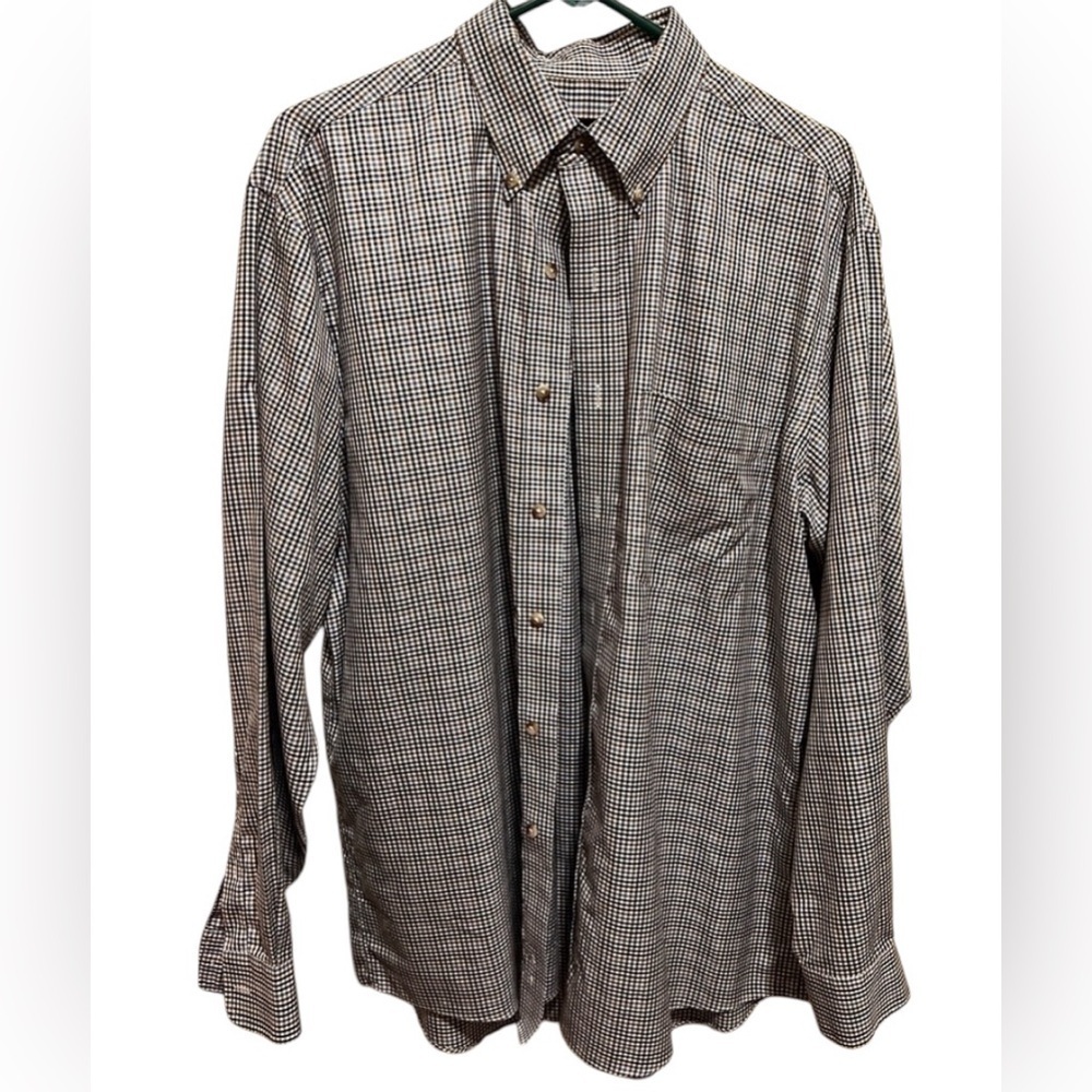 Jos. A. Banks Men’s Large Dress Shirt.